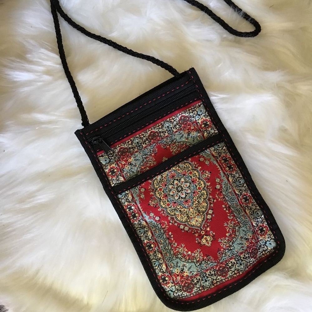 [SOLD] Cute oriental crossbody string purse :)